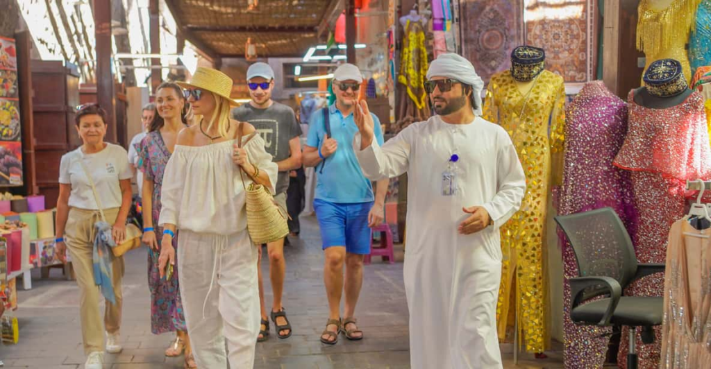 Dubai's Must-Visit Spots: A Complete Travel Guide